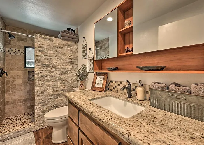 Hot Tub, Game Room: Dog-friendly Cabin! * Pine